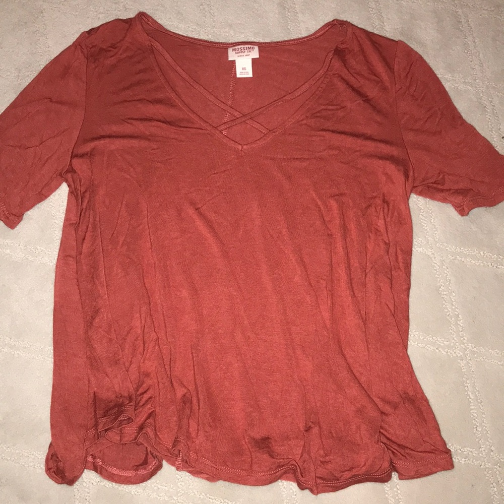 short sleeve cross necked shirt